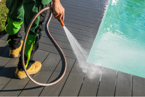 Dampak Buruk Hujan Bagi Kolam Renang
