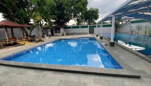 Kolam anak di proyek Kolam Renang Umum Mar'ati Depok, Jawa Barat.