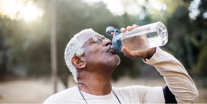 Saat Tubuh Lelah, Pertimbangkan Empat Hal Ini Sebelum Renang