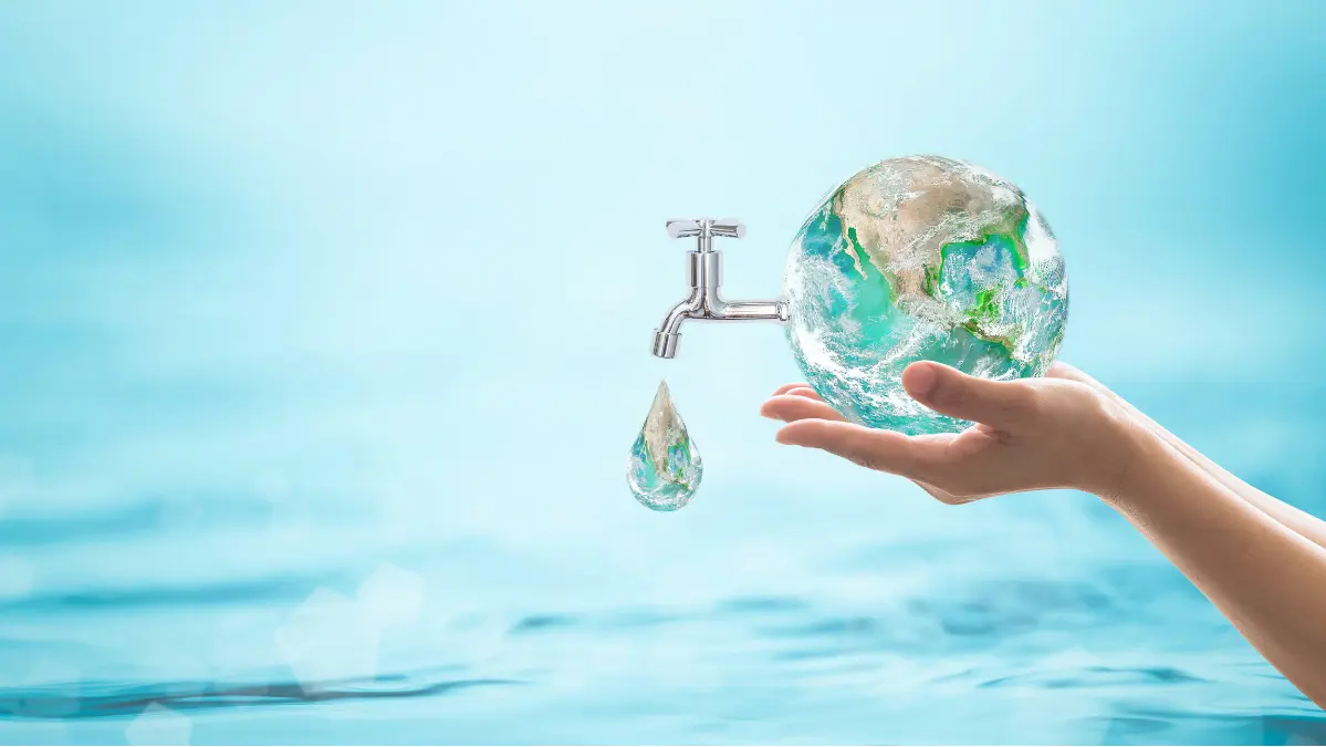 Ilustrasi hemat air di kolam renang. Ini cara yang bisa dilakukan.