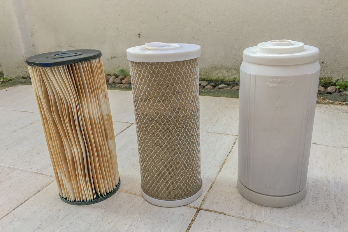 Ilustrasi kotoran yang tersaring dalam filter cartridge.