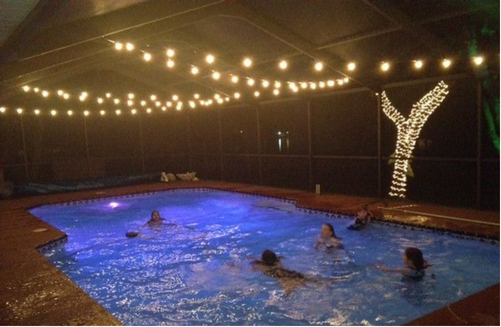 Jangan Lakukan Tren Ini Kalau Tidak Mau Kolam Renang Rusak!