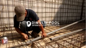 Pengukuran pipa untuk instalasi kolam renang. Simak selengkapnya.
