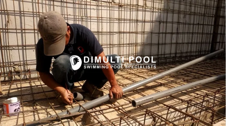 Pengukuran pipa untuk instalasi kolam renang. Simak selengkapnya.