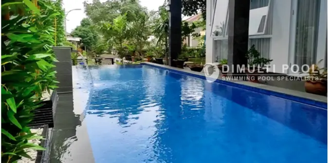 Mewah! Intip Proses Pembangunan Kolam Infinity Pool Ibu Pipi di Bogor