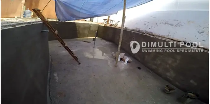 Kolam Renang Free Form Cantik di Cibubur, Ini Proses Pembuatannya