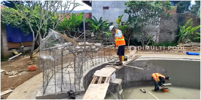 Harga Kolam Renang Full Overflow Free Form di Cisarua, Ini Rinciannya