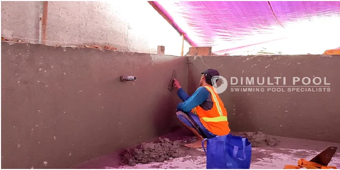 Kolam Renang Semi Overflow di Bekasi, Intip Proses Pembuatannya!