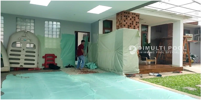 Begini Proses Pembangunan Kolam Renang Semi Overflow di BSD