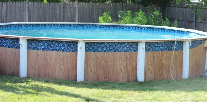 Rekomendasi Bentuk Kolam Renang di Lahan Sempit