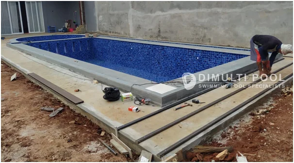 Pembuatan Kolam Renang Dewasa dan Anak Milik Bapak Andy di Bintaro