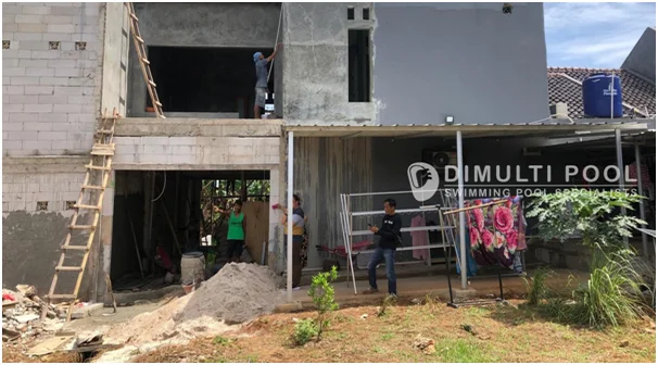 Pembuatan Kolam Renang Dewasa dan Anak Milik Bapak Andy di Bintaro