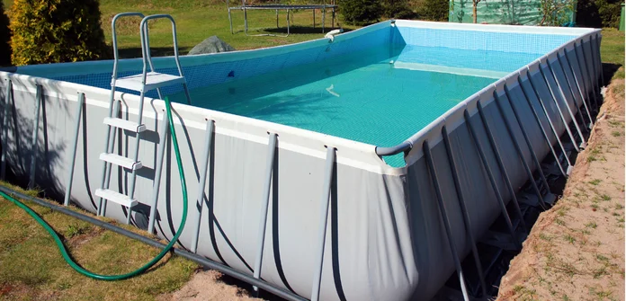 Rekomendasi Jenis Instalasi dan Bentuk Kolam Renang Rumah