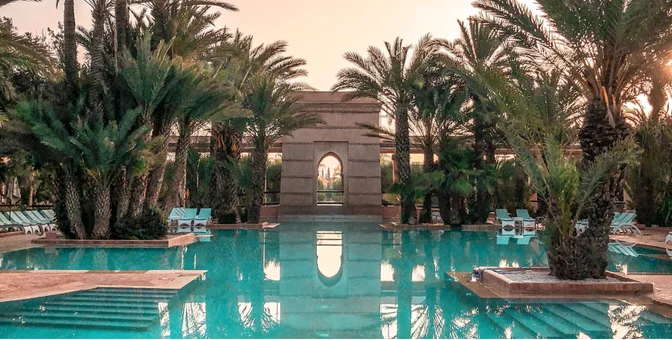 Tips Kolam Renang Lahan Sempit, Bikin Jadi Super Fungsional!