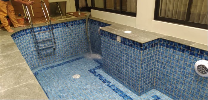 Perbedaan Sistem Pemipaan Kolam Renang Overflow dan Skimmer, Apa Saja?