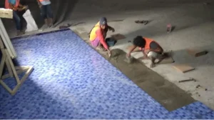 Pemasangan keramik kolam renang by Dimulti Pool. Pahami tahapan ini.