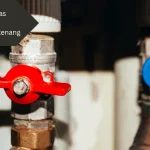 Ilustrasi pipa air panas. Apakah perlu untuk instalasi kolam renang?