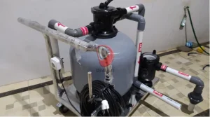 Vacuum trolley kolam renang by Dimulti Pool. Ini penjelasannya.