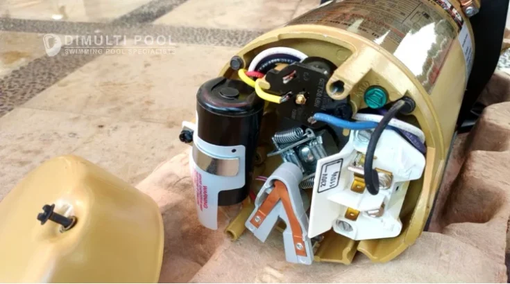 Dinamo pompa yang dibongkar.