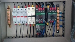 Panel kelistrikan kolam renang. Ini pentingnya MCB untuk kelistrikan kolam renang.