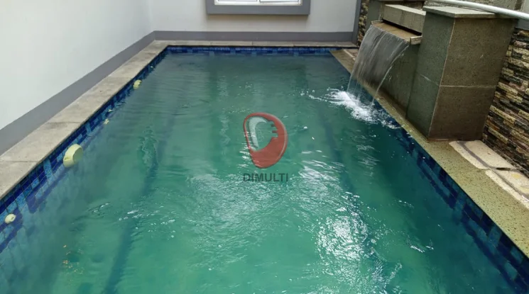Mengatasi air kolam renang keruh