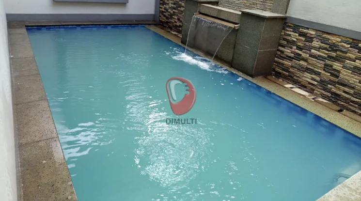 Kondisi air setelah ditambahkan chemical Mengatasi Air Kolam Renang Keruh Ukuran 3 X 5 Meter