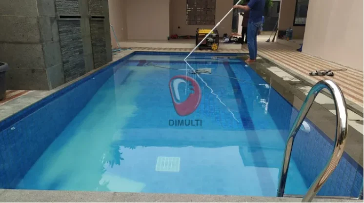 Treatment awal kolam renang ukuran 4x8 menggunakan air sumur