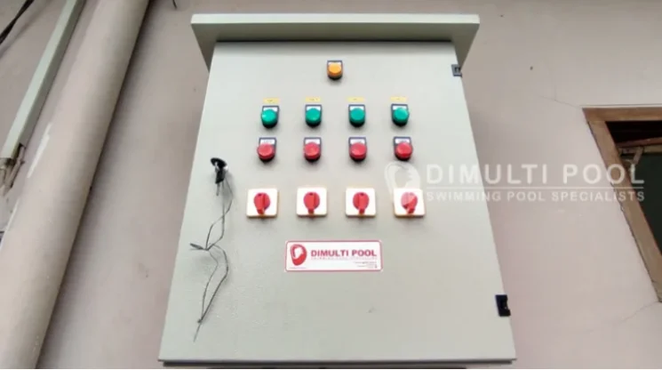 Contoh box panel kolam renang.