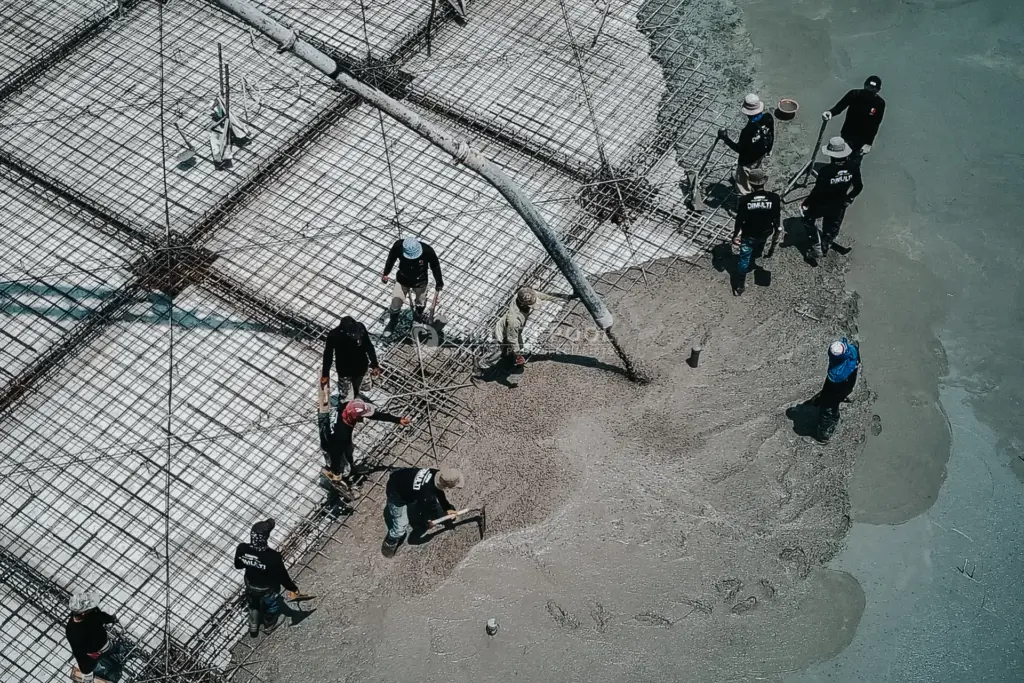 Jasa Kontraktor Kolam Renang Komersial 2