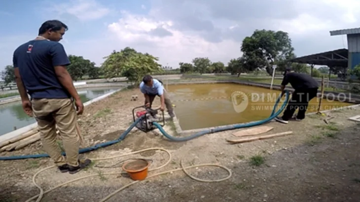 jasa pembuatan kolam renang di Karawang