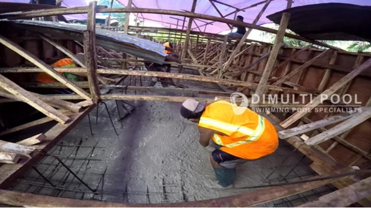 jasa pembuatan kolam renang di Gresik